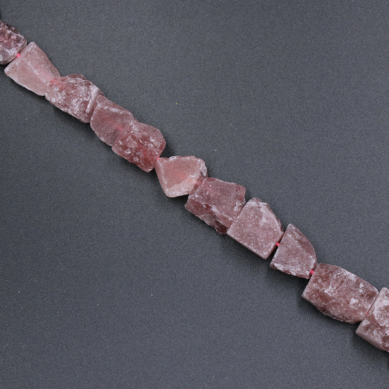 15:Strawberry Quartz