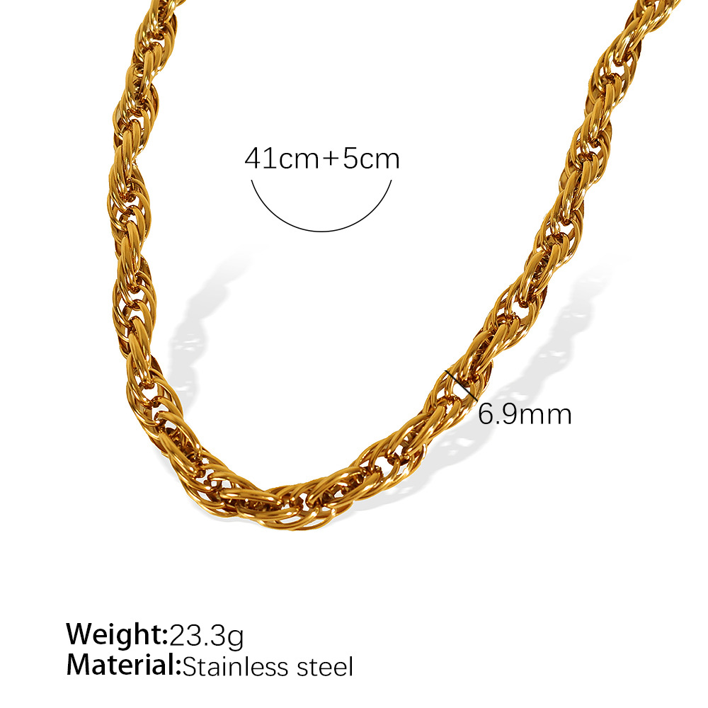 5:XL308 gold necklace