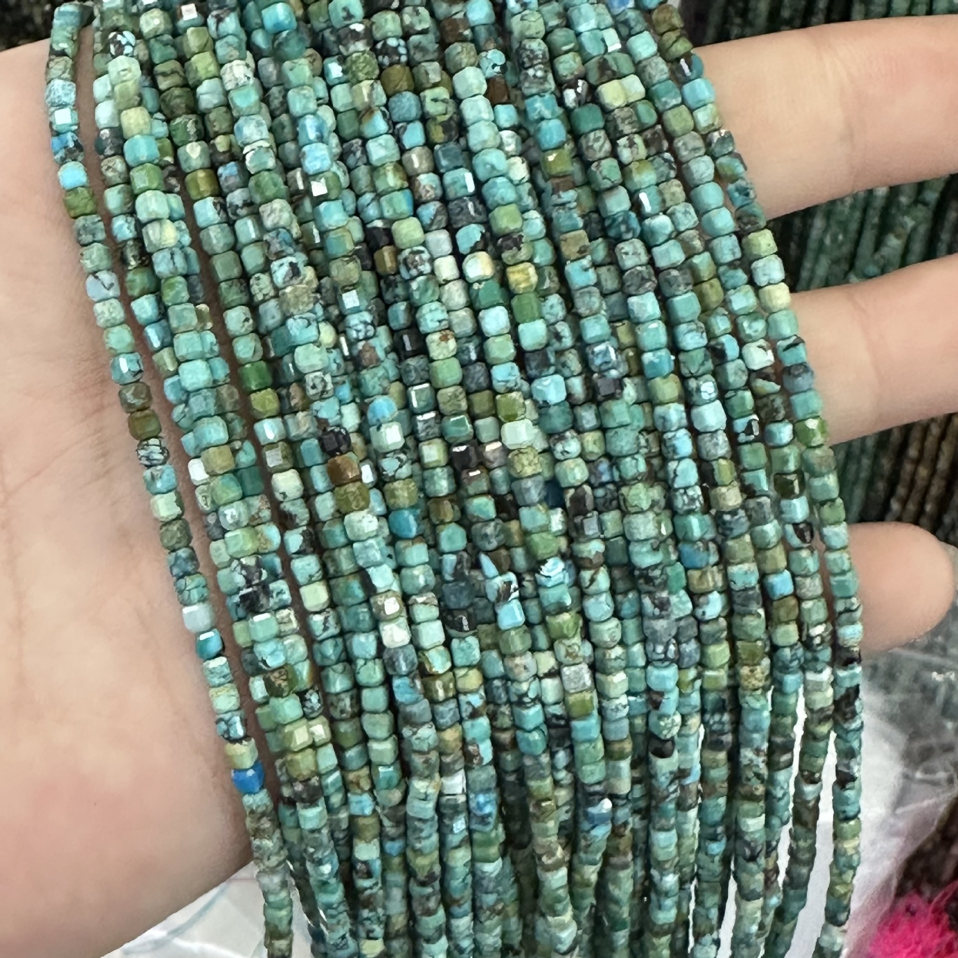 3:Hubei turquoise