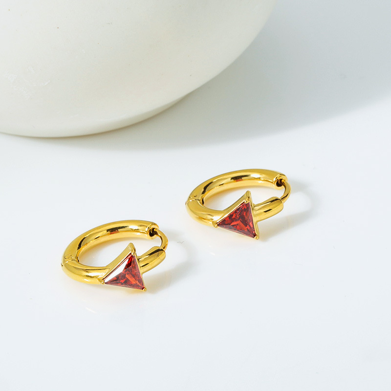 Zircon with red. - Gold earrings