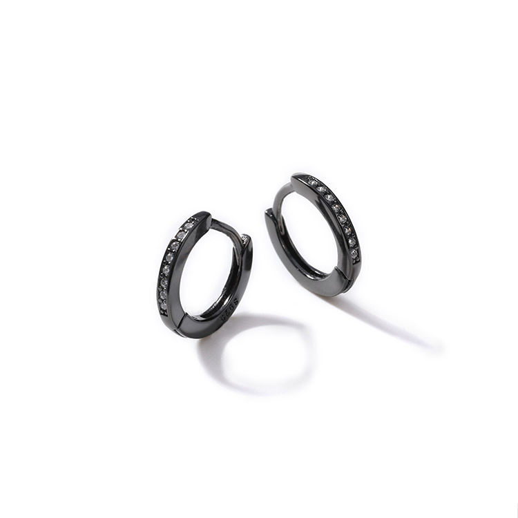 black-8mm