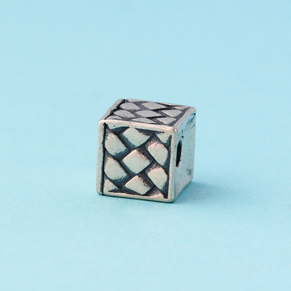 A 8x8mm