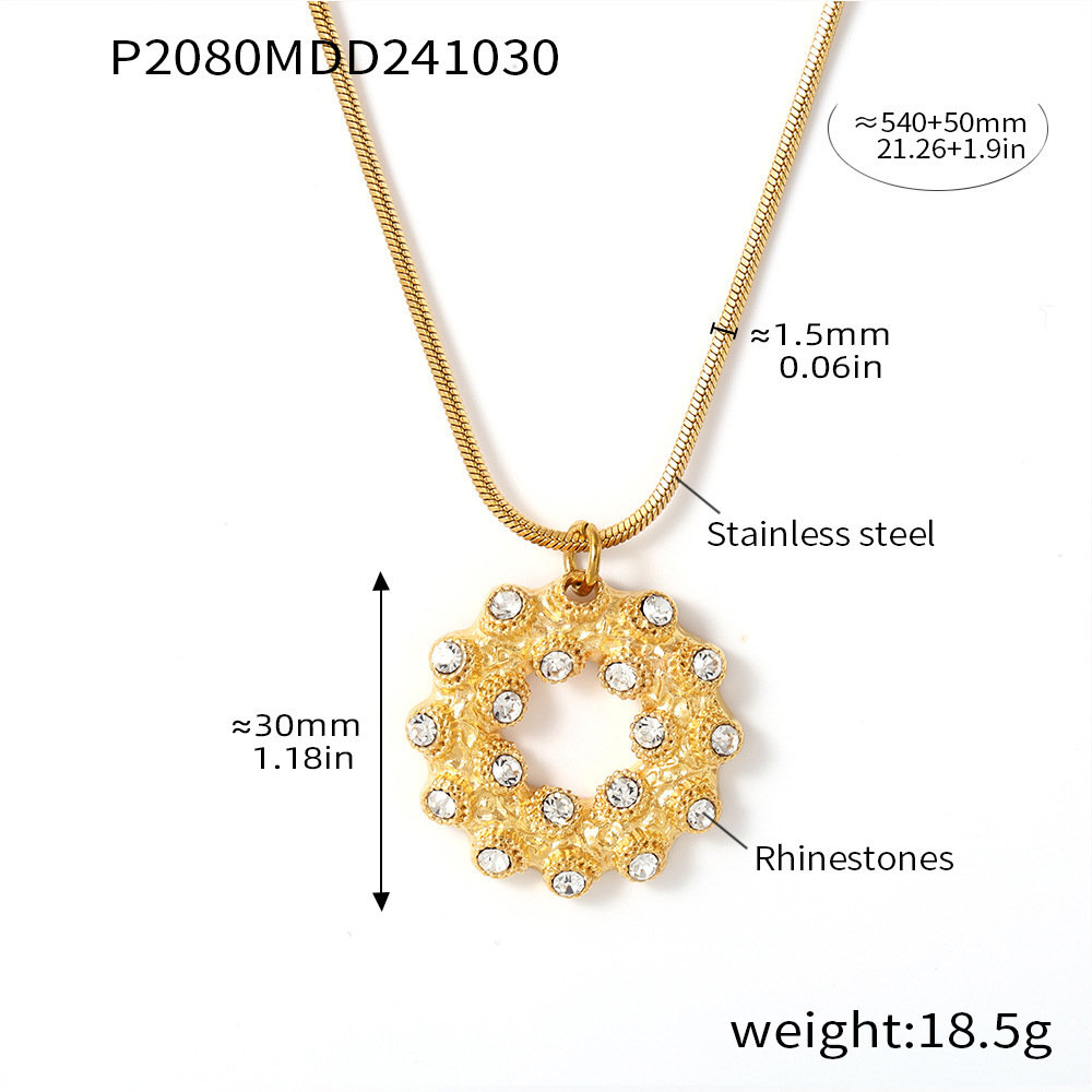 5:Gold white rhinestone necklace