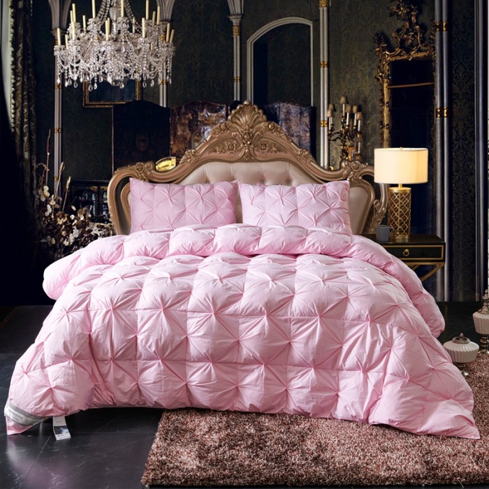 Pink twisted duvet