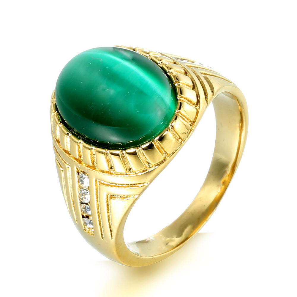 Emerald with gold background US Size #7