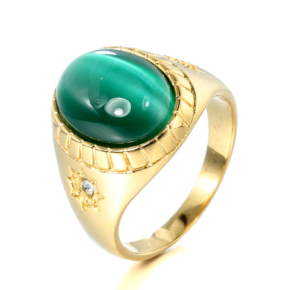 Emerald with gold background US Size #7