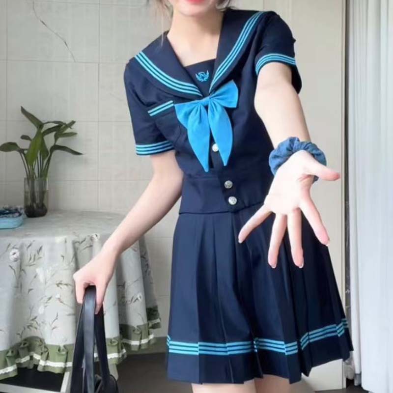 Qingchun short-sleeved [top + skirt 39cm] comes with a bow tie