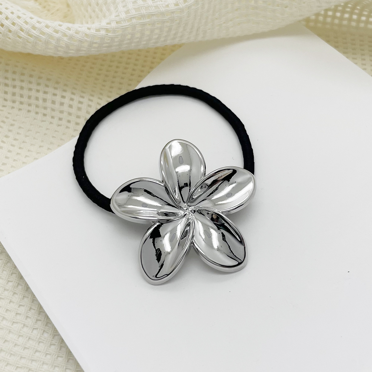 my036- Silver four-leaf clover-3