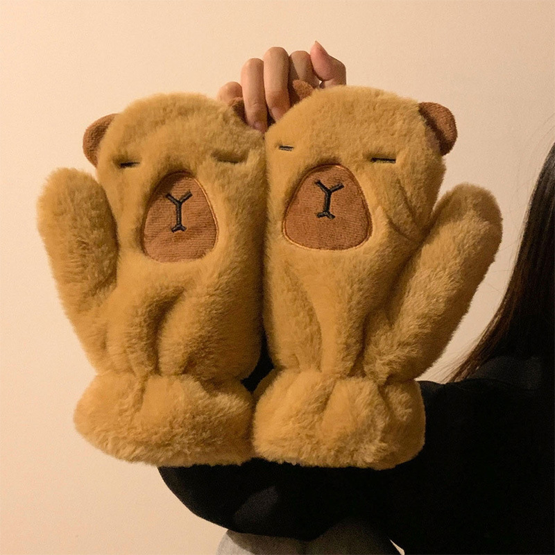 Bear brown gloves