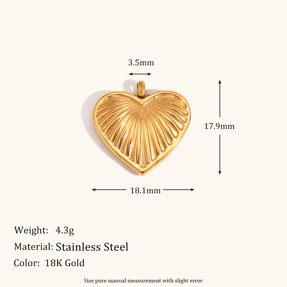 7:Flower love pendant-gold