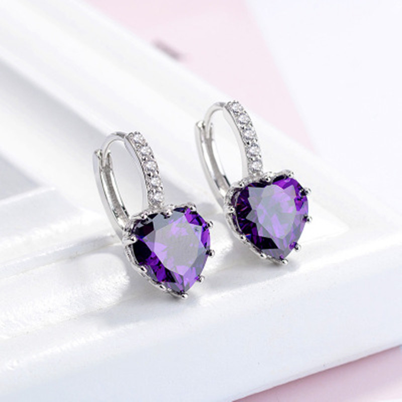 5:Purple diamond ear buckle [white gold]]