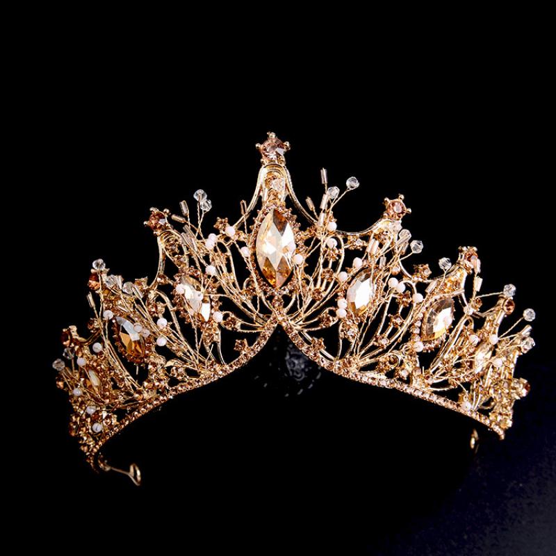 3:Golden champagne diamond crown