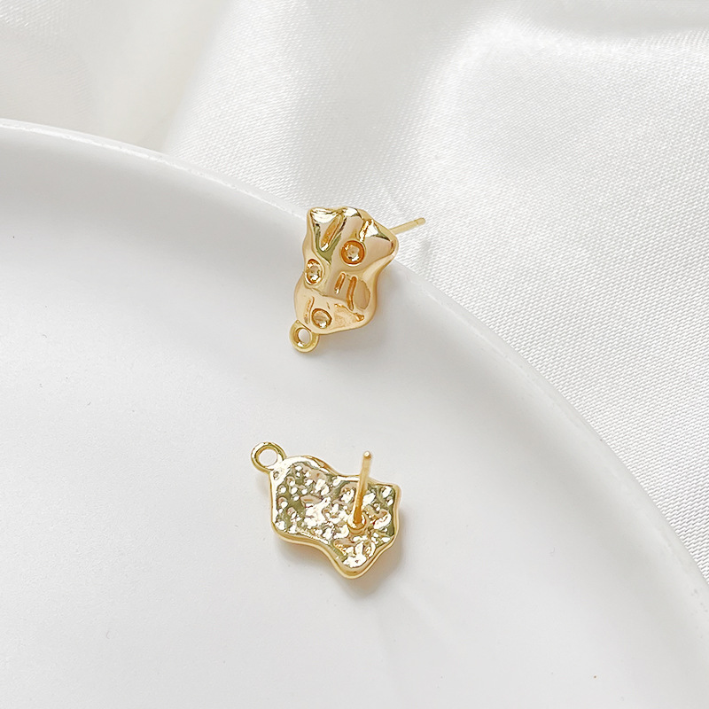 1#18k gold stud pair