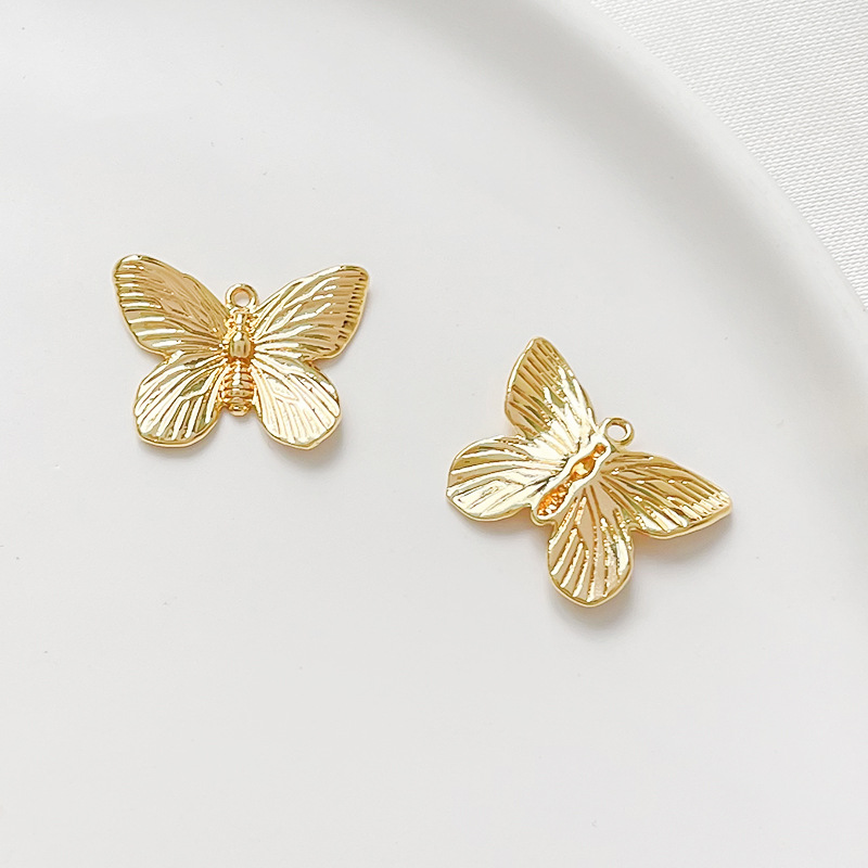 3#18k gold butterfly 1