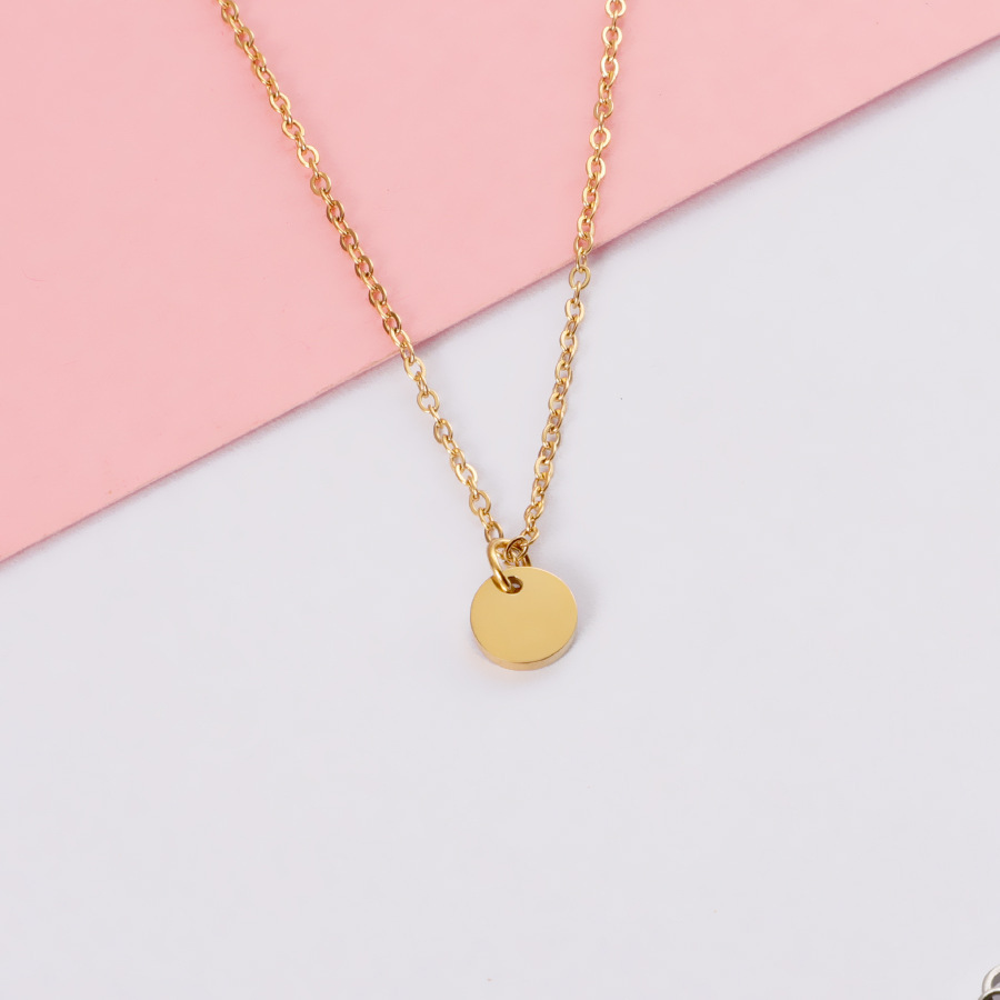 2:Gold necklace (plus a disc)