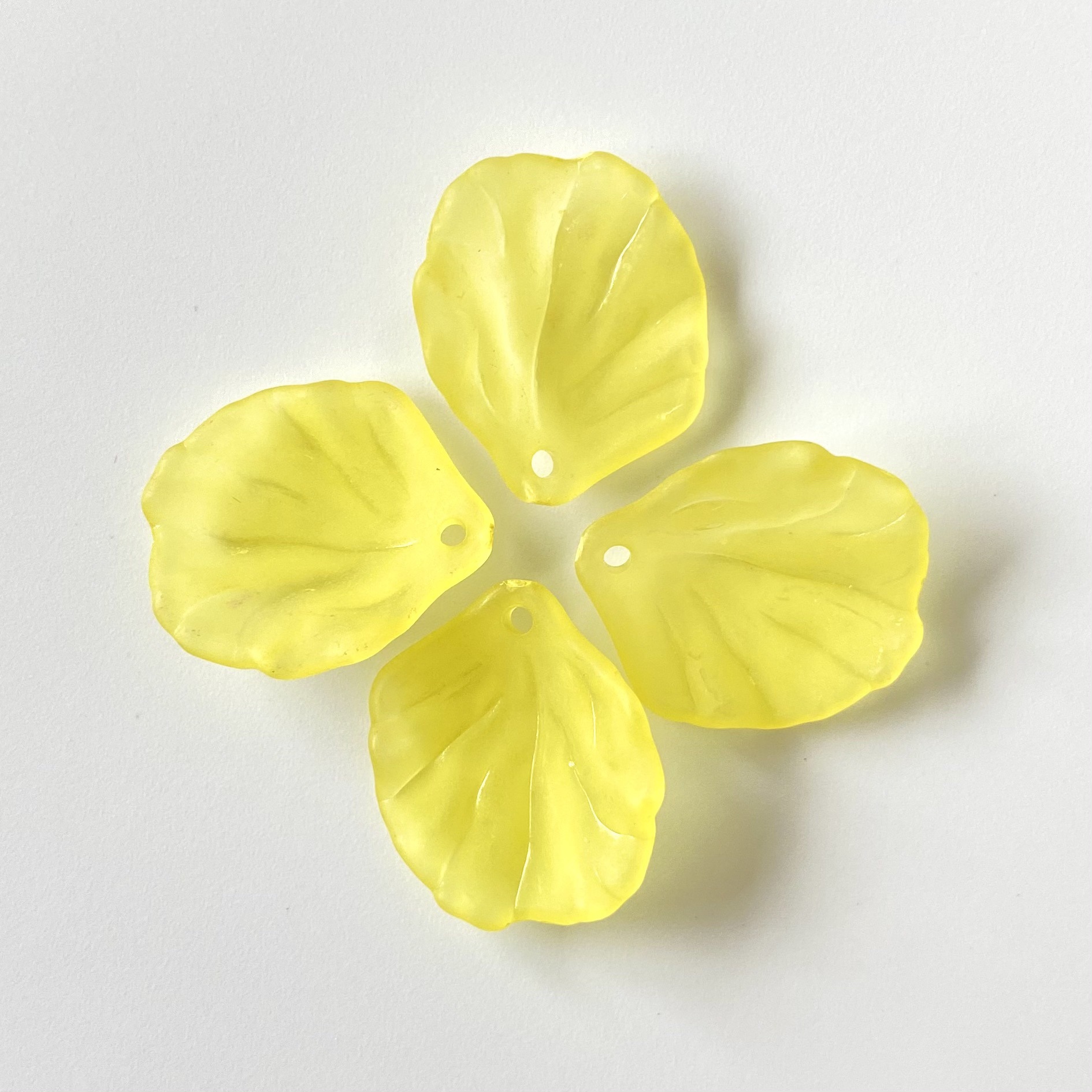 13:Light yellow