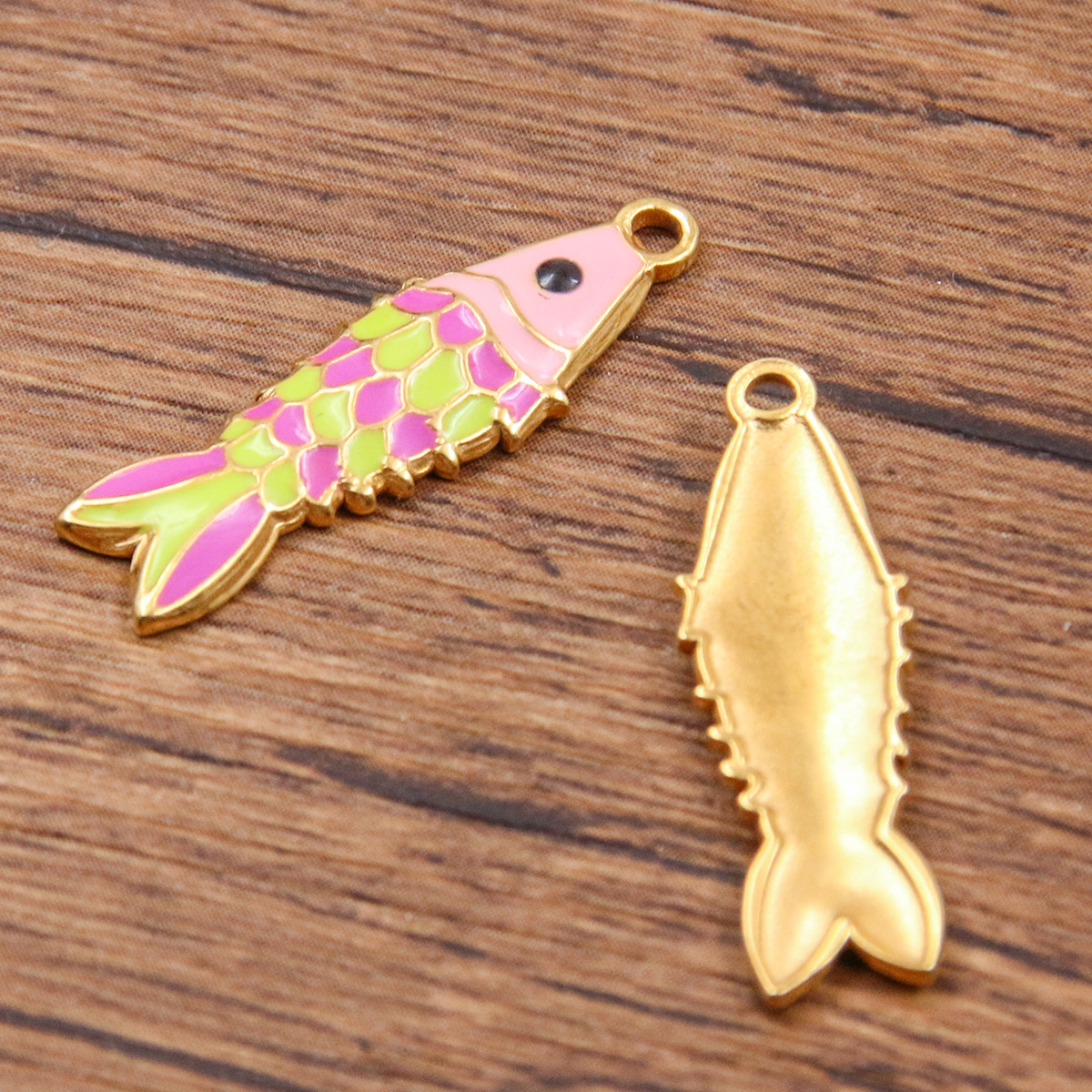 Fish pink 8x26mm