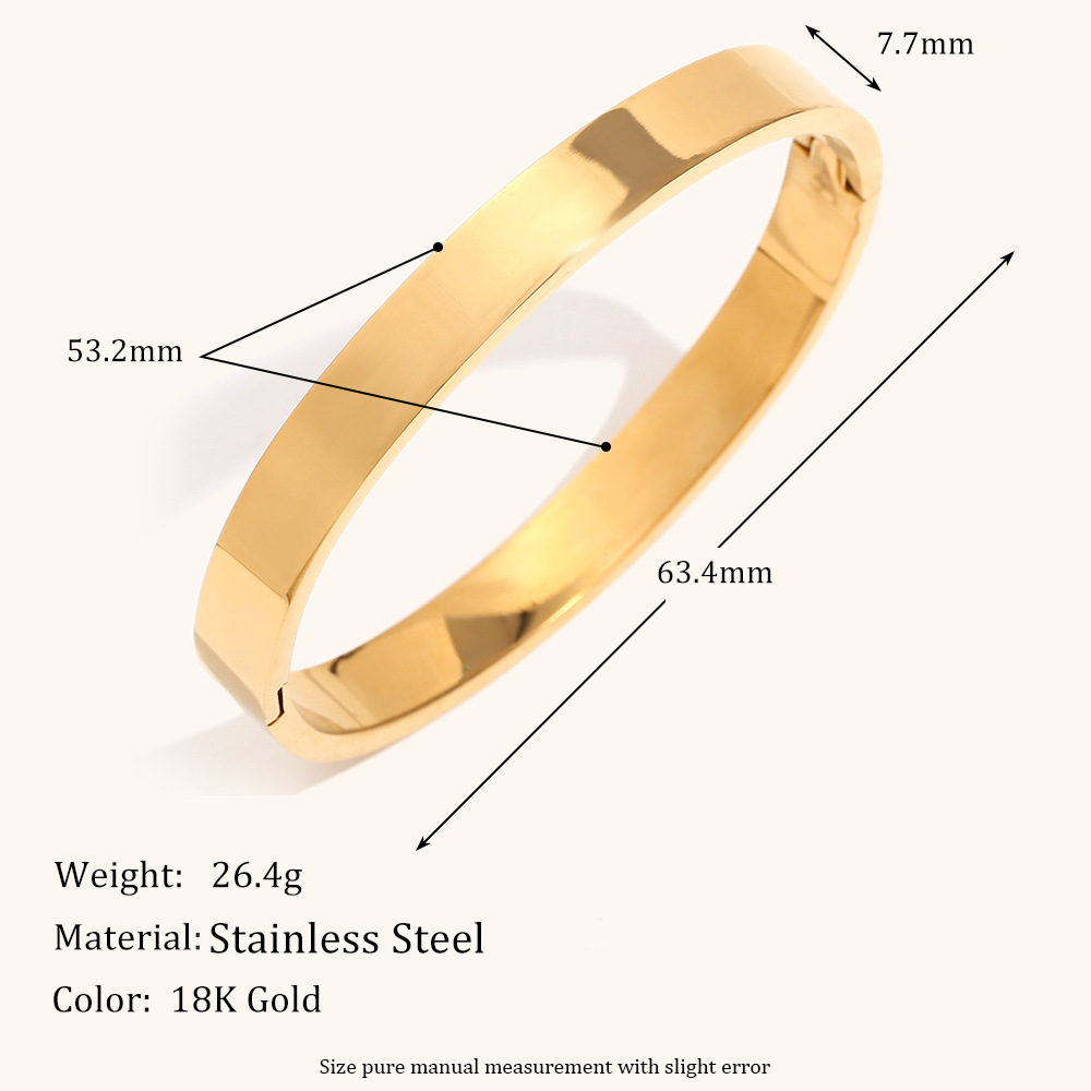 2:8mm wide simple glossy bracelet-gold