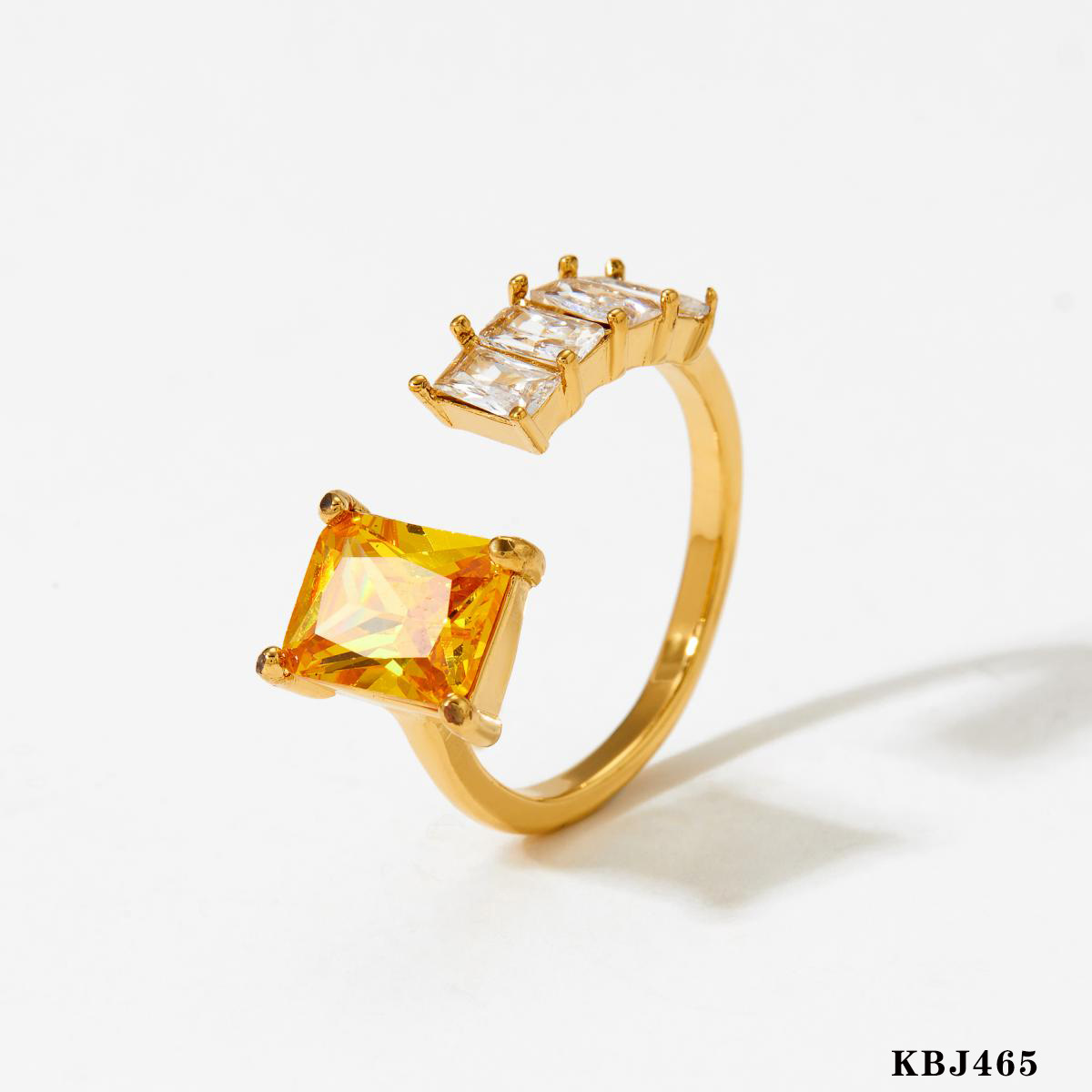 Gold yellow zirconium