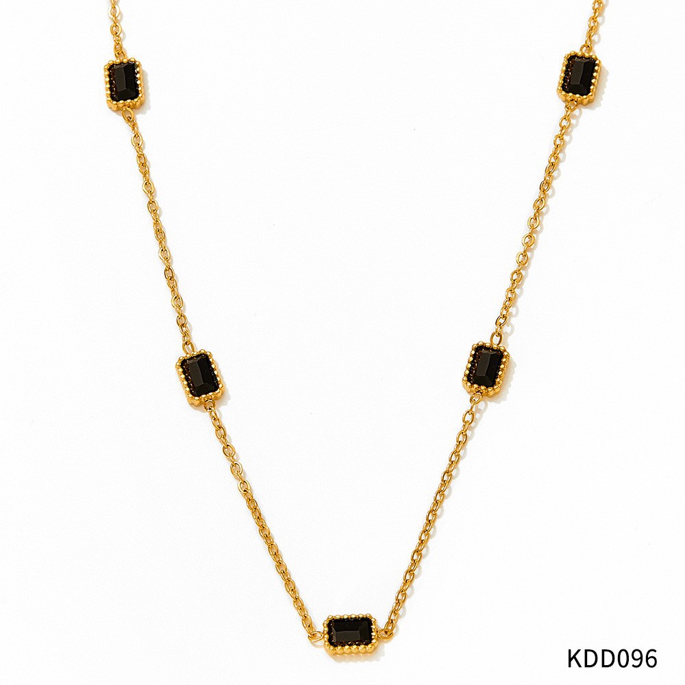 Black zirconium gold necklace