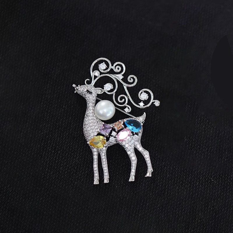 3:Silver colorful deer (Pearl)