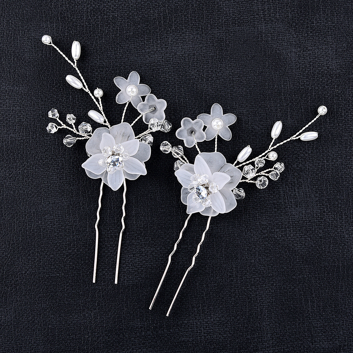 2:Style 1 pair of silver hairpins