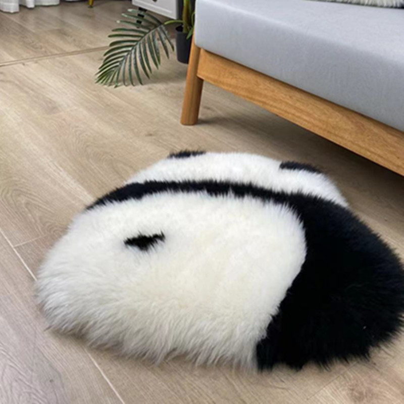 8 Plush cushion right