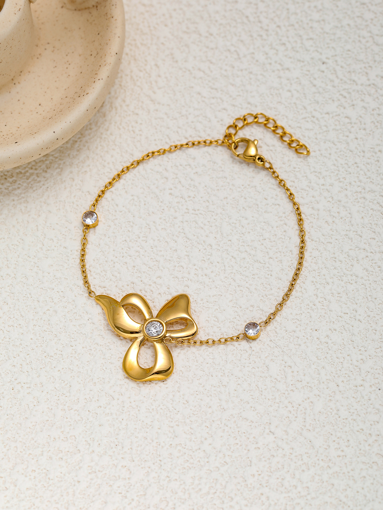 5:Gold bracelet