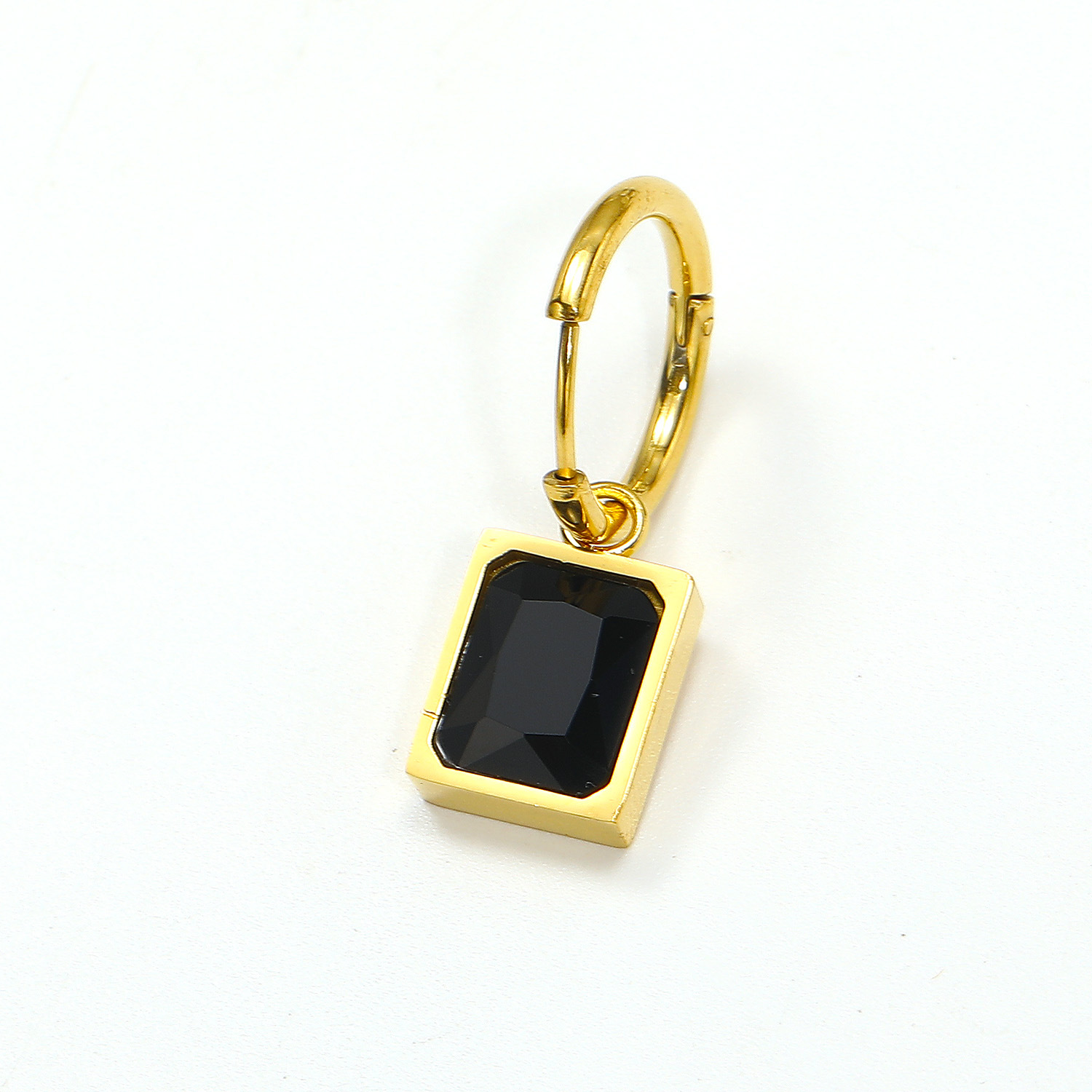 1:Golden black diamond