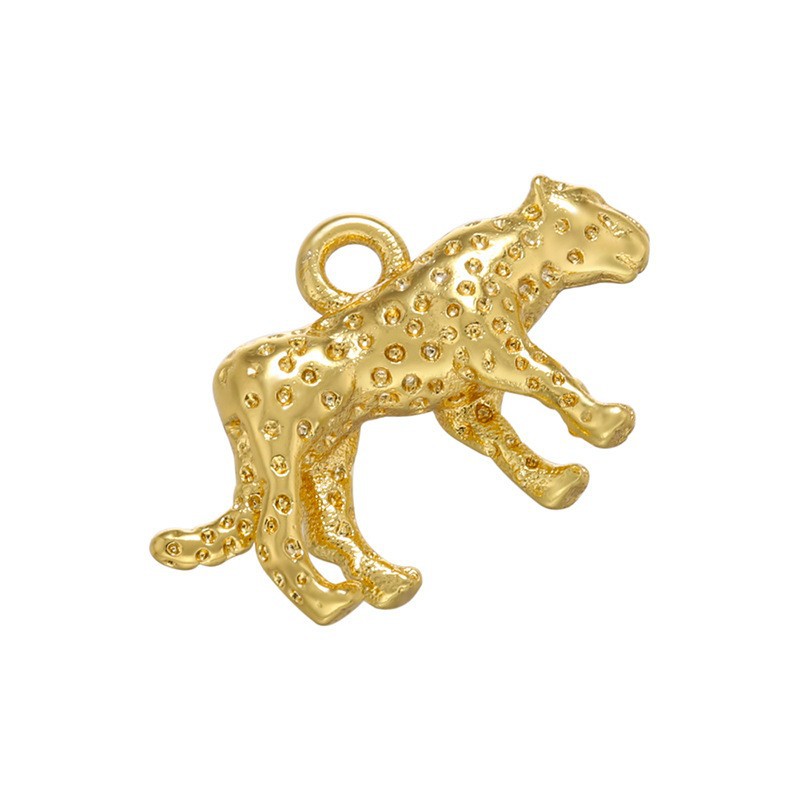 Gold cheetah pendant 1