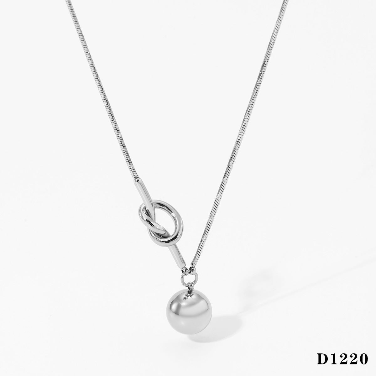 2:Silver necklace d1220