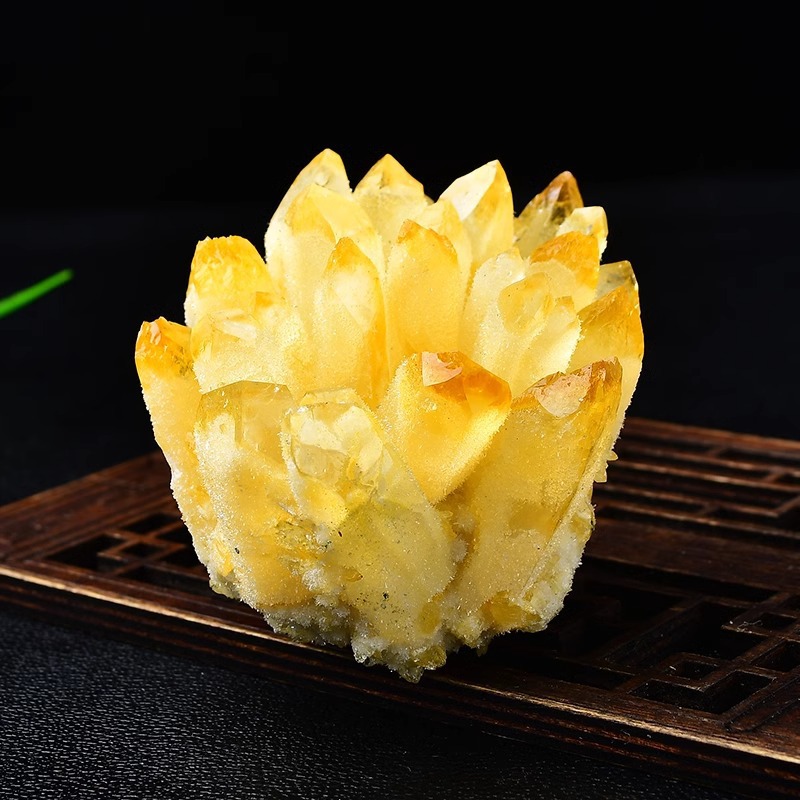 6:Yellow crystal cluster 240-300g