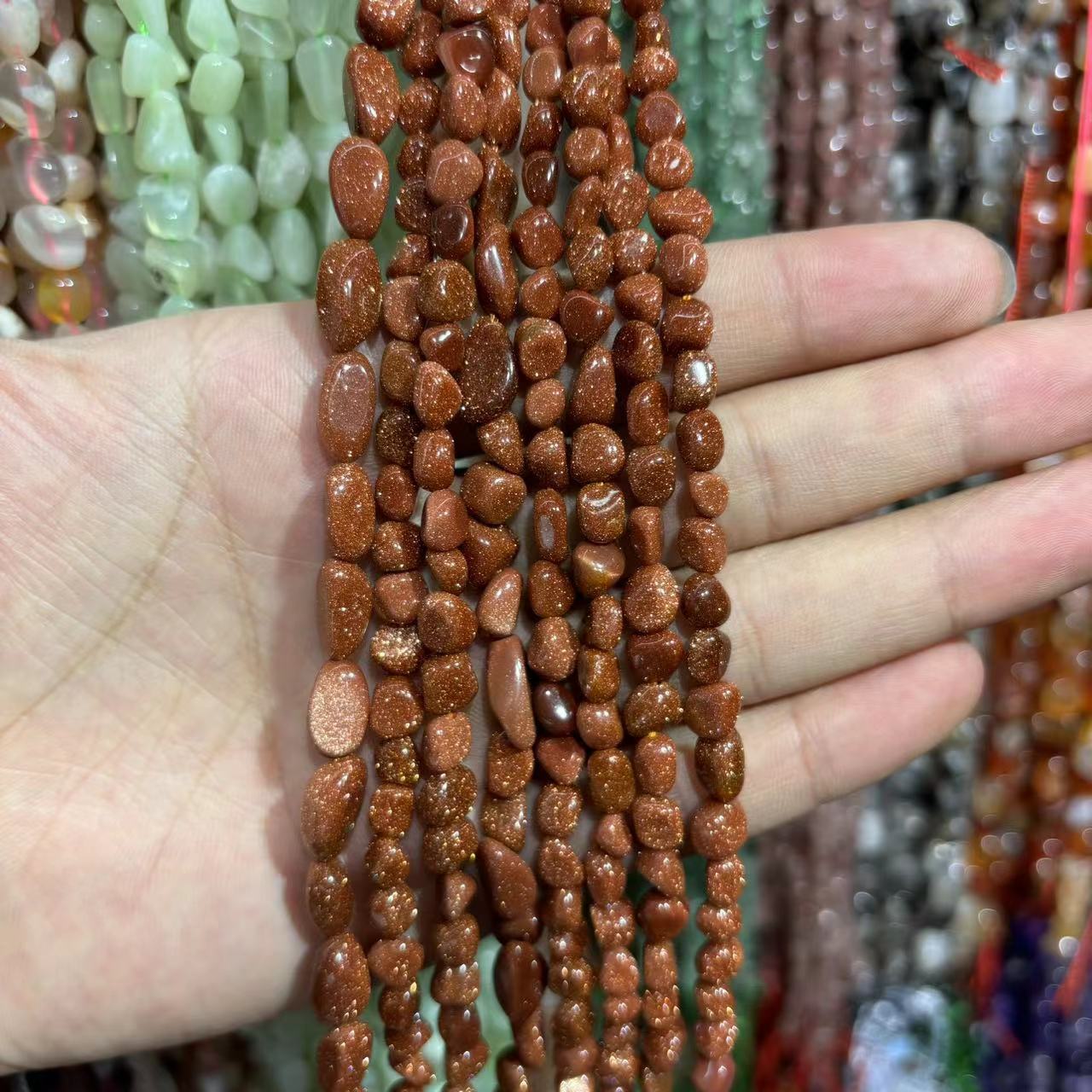 Goldstone 6-8mm (about 55 pieces)