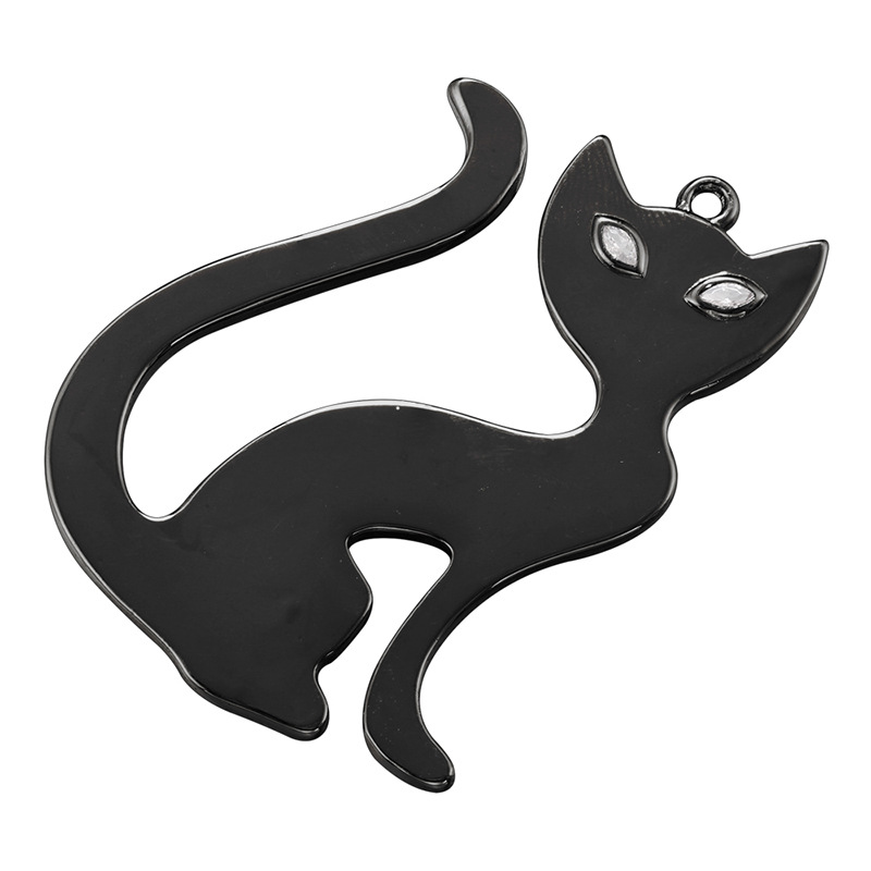 15:Vd1630 gun black cat pendant