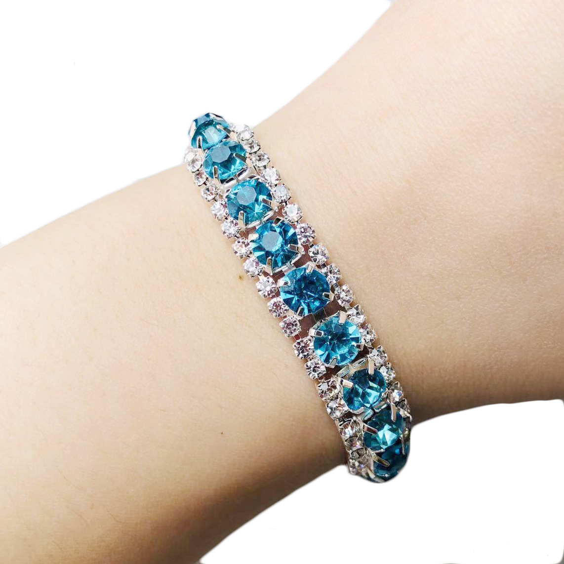 Light blue bracelet -18cm