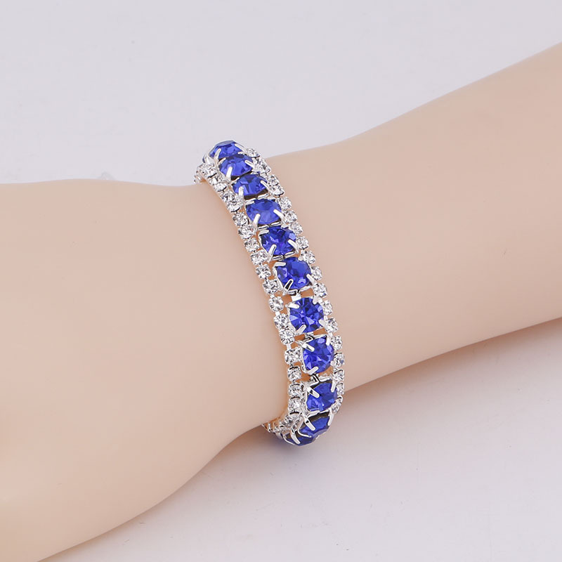 4:Blue bracelet -18cm