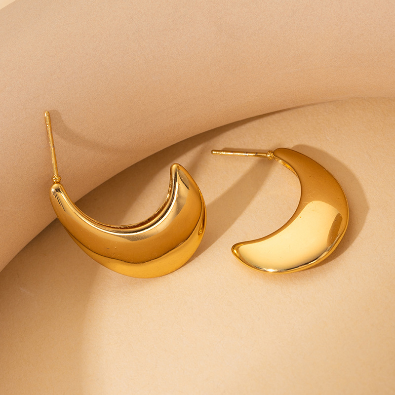 Crescent earrings