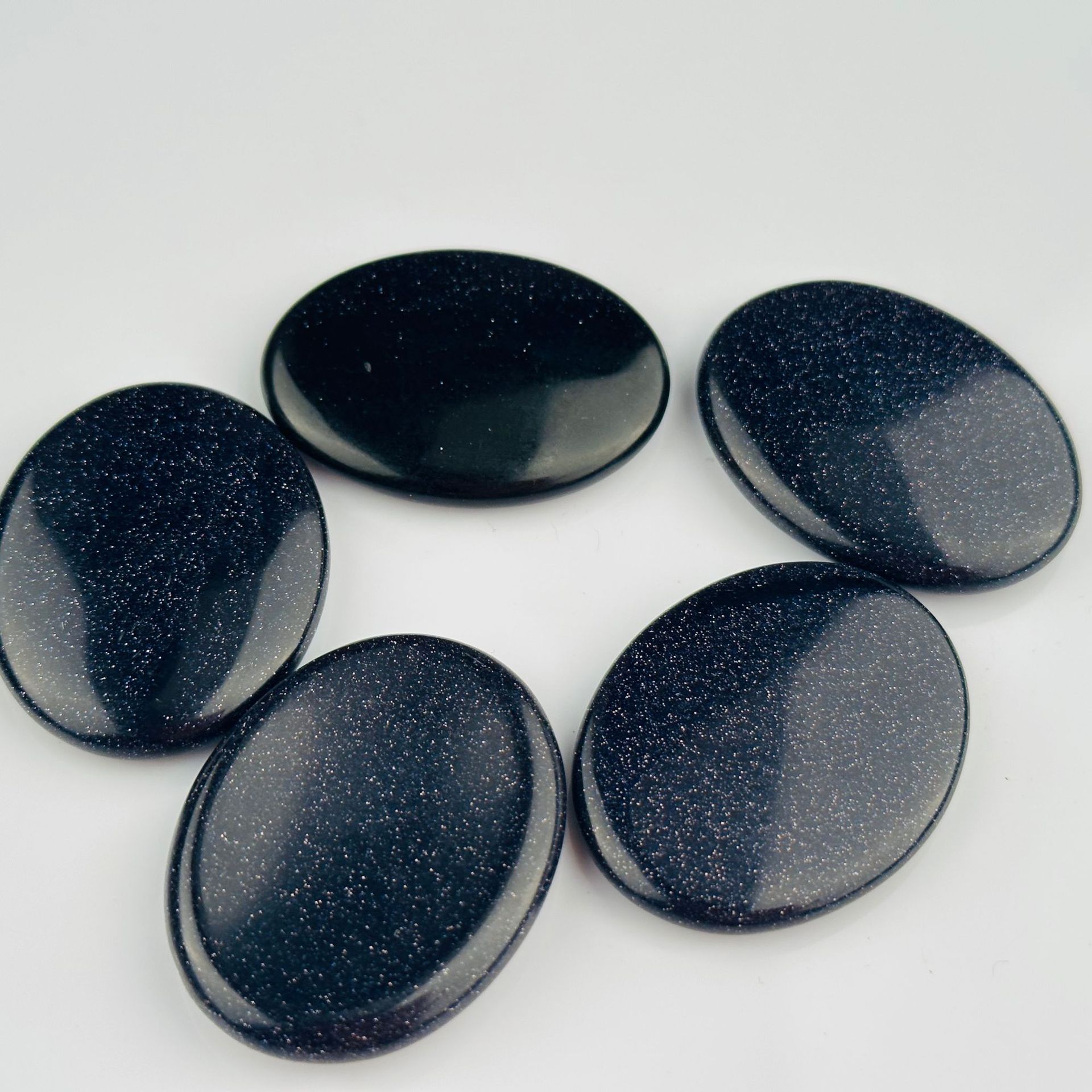 13:Blue Goldstone