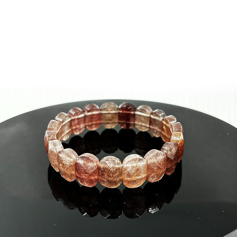 Natural Strawberry Crystal 15*10*6mm