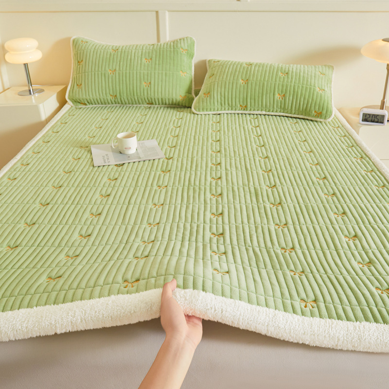 Baby velvet mattress-butterfly green