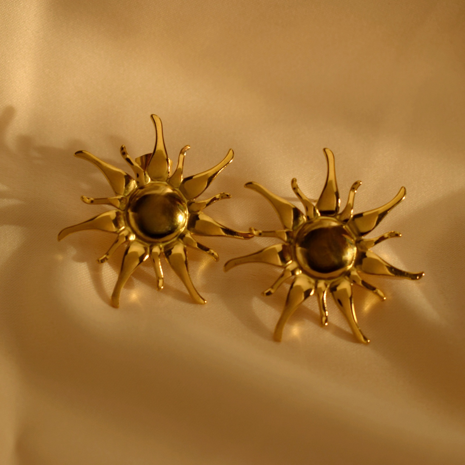 Large sun stud earrings