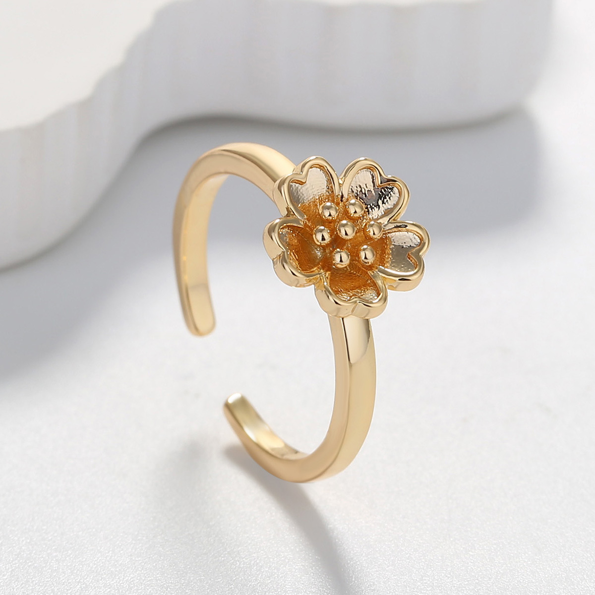 11:Flower Ring (Gold)