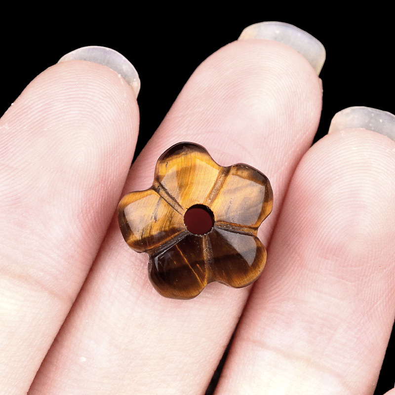 4:Tiger eye stone