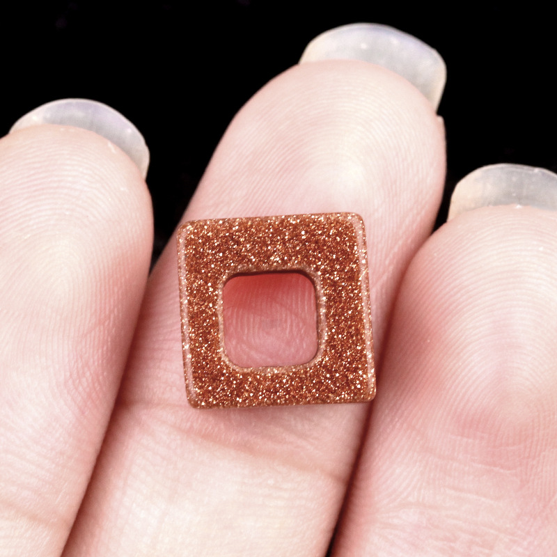 Gold sand stone (synthetic) (10mm square)