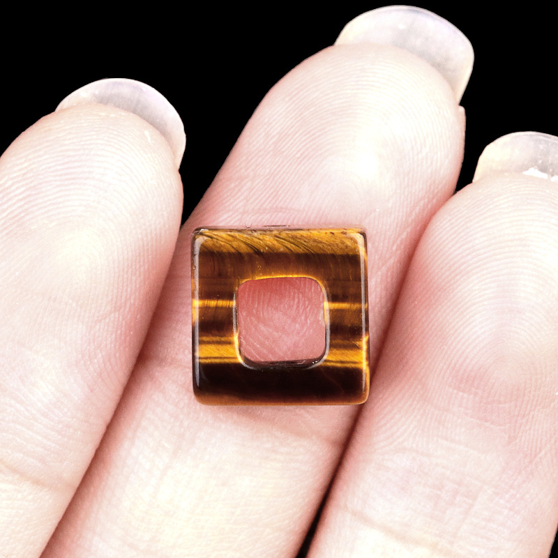 2:Tiger eye stone (10mm square)