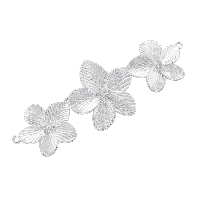 4:Vk249 white gold five-petal flower