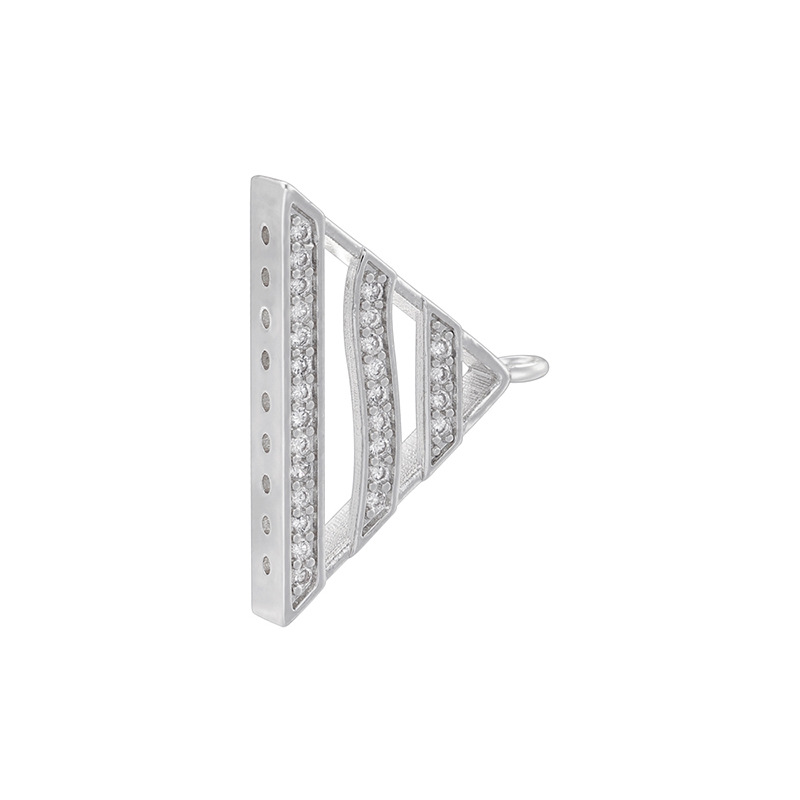 8:Vk268 white gold triangular beads