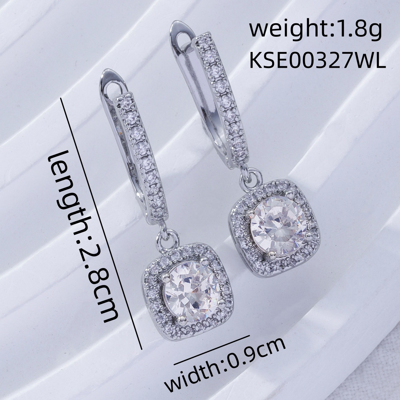 1:White K White Diamond height 28-main 6.0