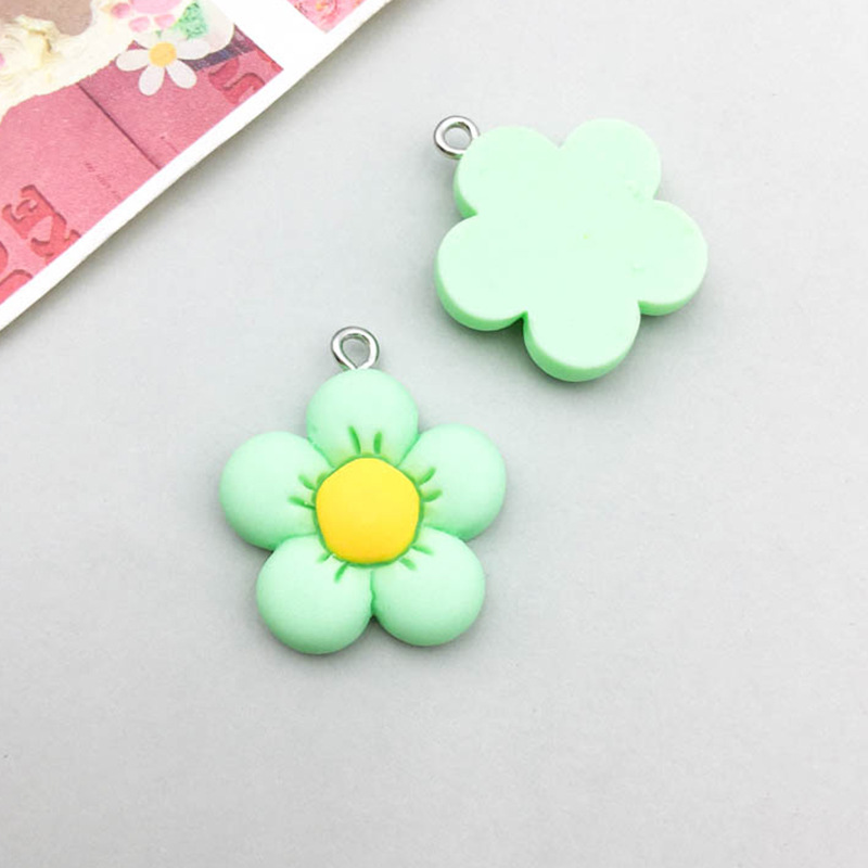 4:1 green resin small flower 22*24mm-2g-17101