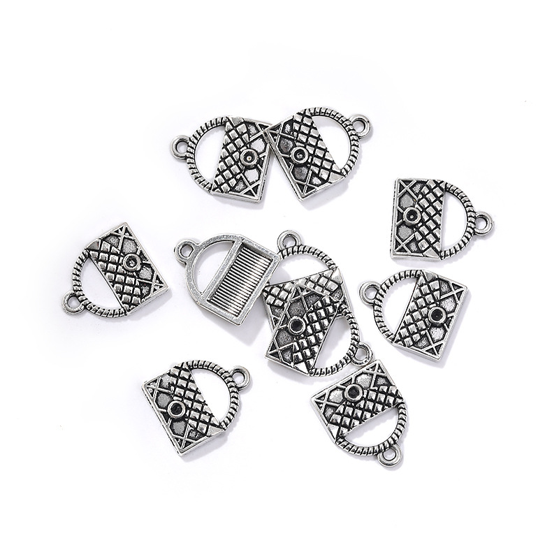 1:Ancient silver bag 12.5×15mm1g